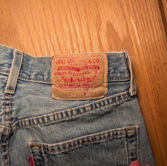 Vintage Levi's 501 Jeans Women's 28x30 USA Made Button Fly Distressed Denim - Picture 6 of 7